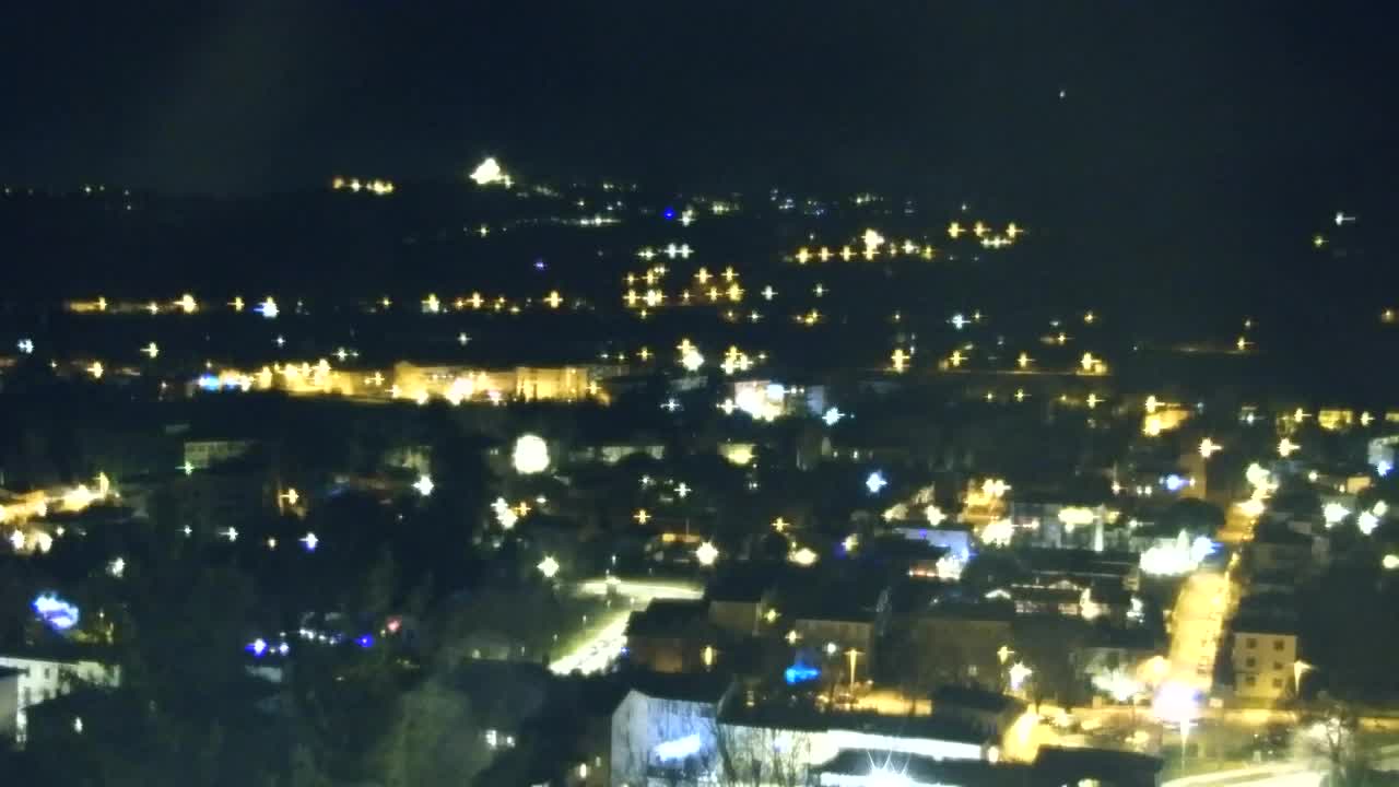 Nova Gorica e Gorizia: Panorama Mozzafiato dal Convento Francescano di Castagnevizza