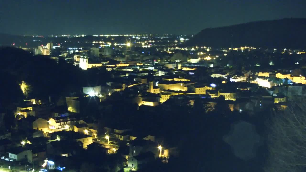 Nova Gorica i Gorica: Prekrasan Pogled iz Franjevačkog Samostana Kostanjevica