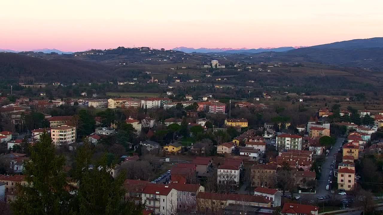 Nova Gorica in Gorica: Čudovit Razgled iz Frančiškanskega Samostana Kostanjevica