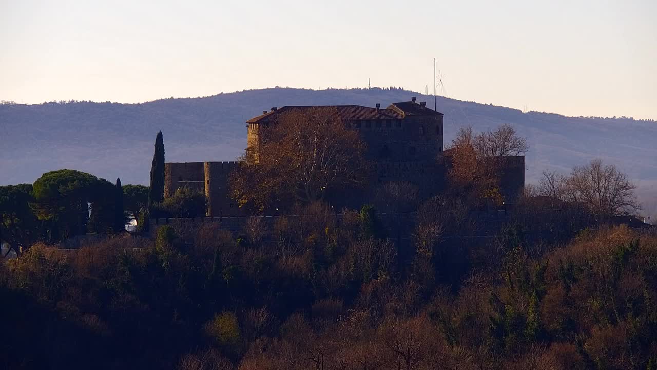 Nova Gorica in Gorica: Čudovit Razgled iz Frančiškanskega Samostana Kostanjevica