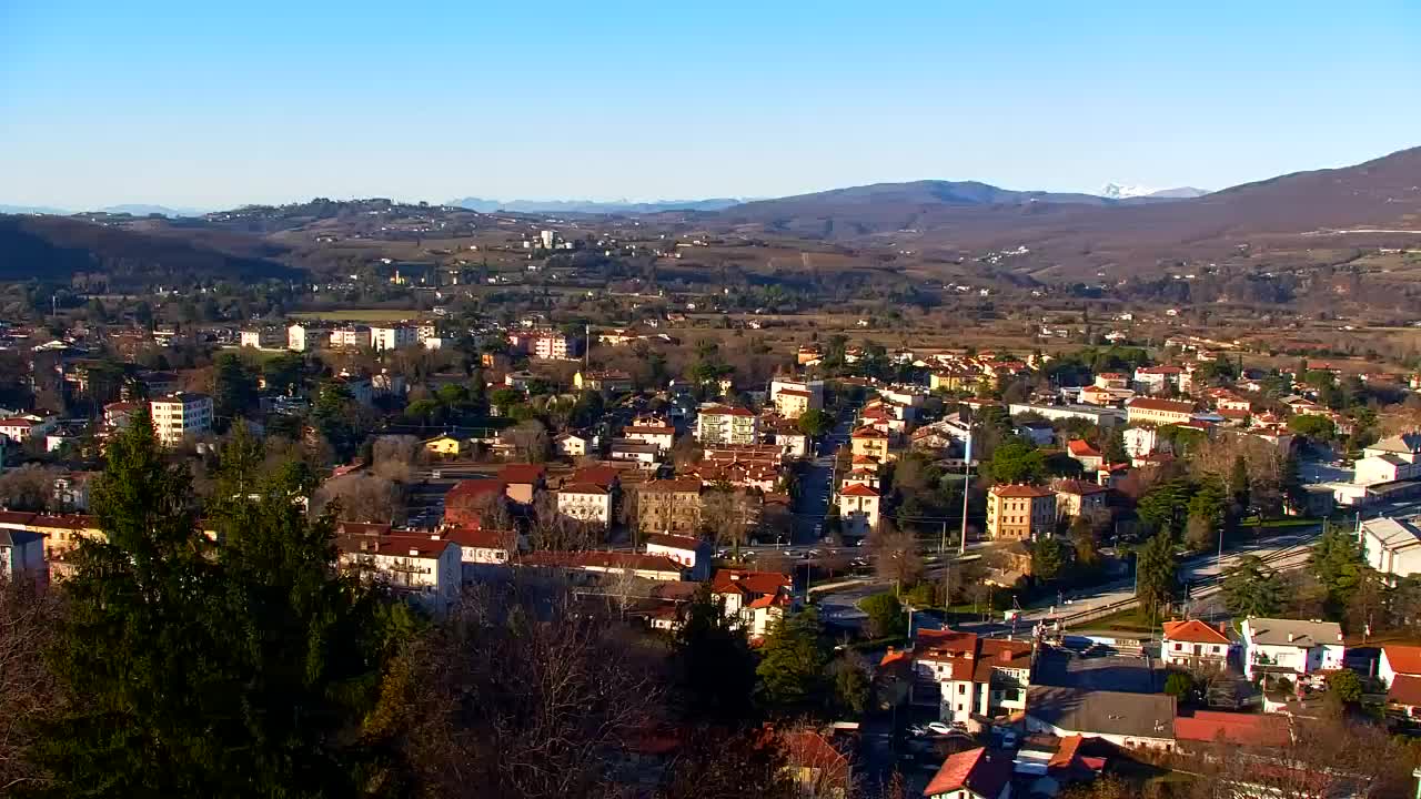 Nova Gorica y Gorizia: Impresionantes Vistas desde el Monasterio Franciscano de Kostanjevica