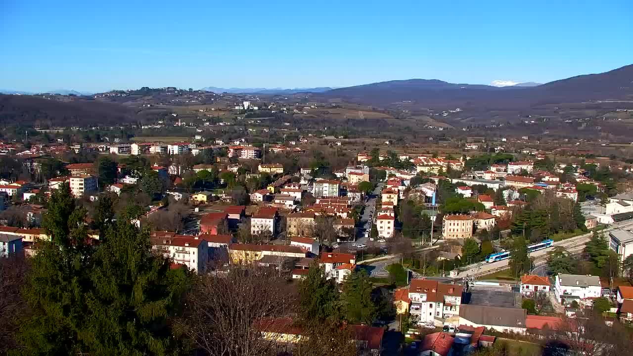 Nova Gorica e Gorizia: Panorama Mozzafiato dal Convento Francescano di Castagnevizza