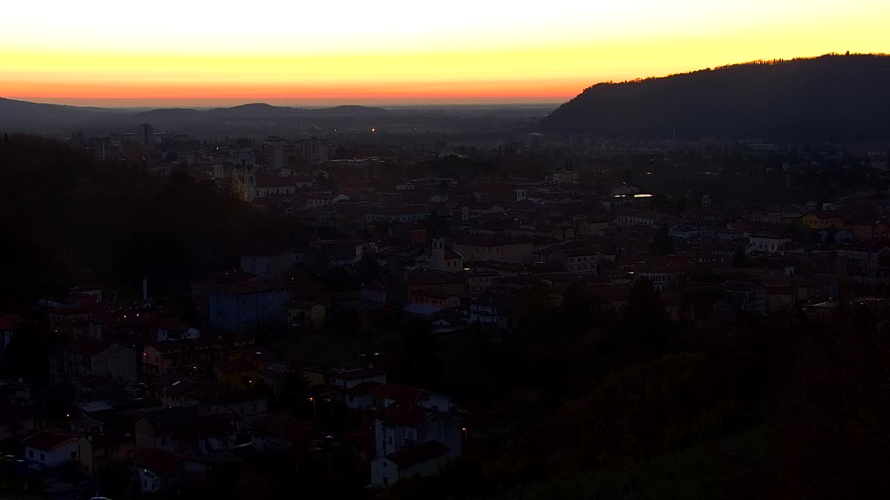 Nova Gorica und Görz: Atemberaubende Aussicht vom Franziskanerkloster Kostanjevica