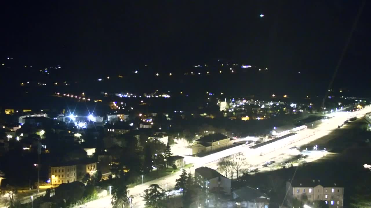 Nova Gorica e Gorizia: Panorama Mozzafiato dal Convento Francescano di Castagnevizza