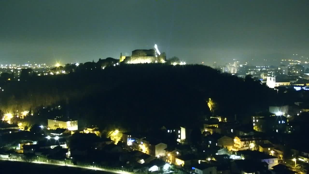 Nova Gorica e Gorizia: Panorama Mozzafiato dal Convento Francescano di Castagnevizza