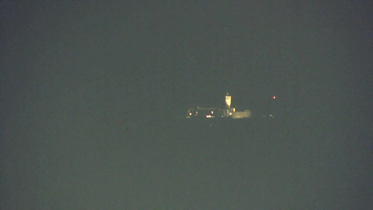 Nova Gorica e Gorizia: Panorama Mozzafiato dal Convento Francescano di Castagnevizza