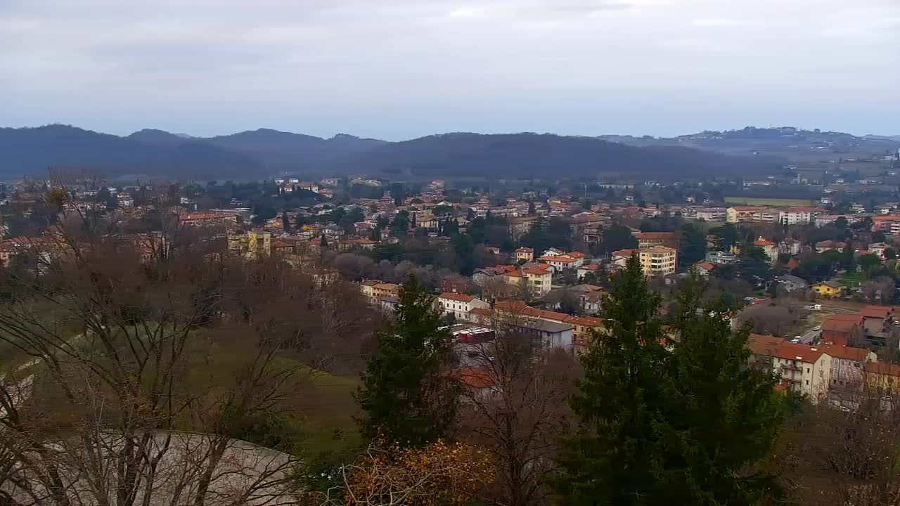 Nova Gorica y Gorizia: Impresionantes Vistas desde el Monasterio Franciscano de Kostanjevica