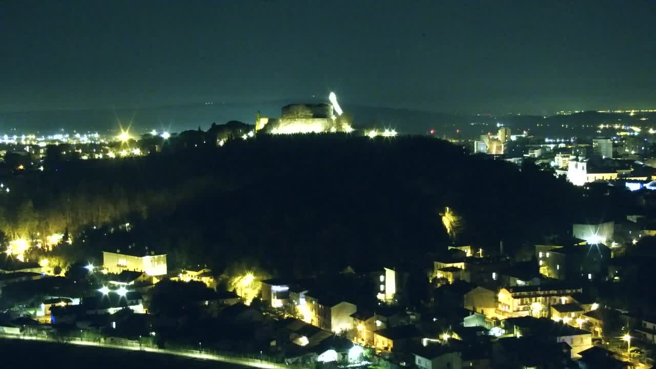 Nova Gorica e Gorizia: Panorama Mozzafiato dal Convento Francescano di Castagnevizza