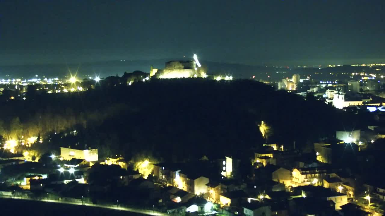 Nova Gorica e Gorizia: Panorama Mozzafiato dal Convento Francescano di Castagnevizza