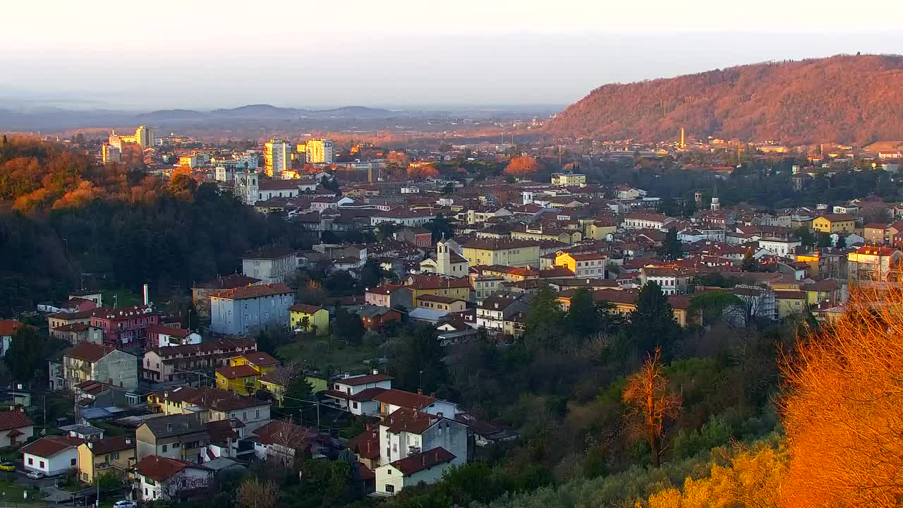 Nova Gorica und Görz: Atemberaubende Aussicht vom Franziskanerkloster Kostanjevica