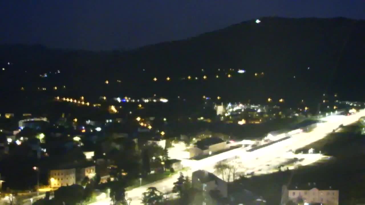 Nova Gorica i Gorica: Prekrasan Pogled iz Franjevačkog Samostana Kostanjevica