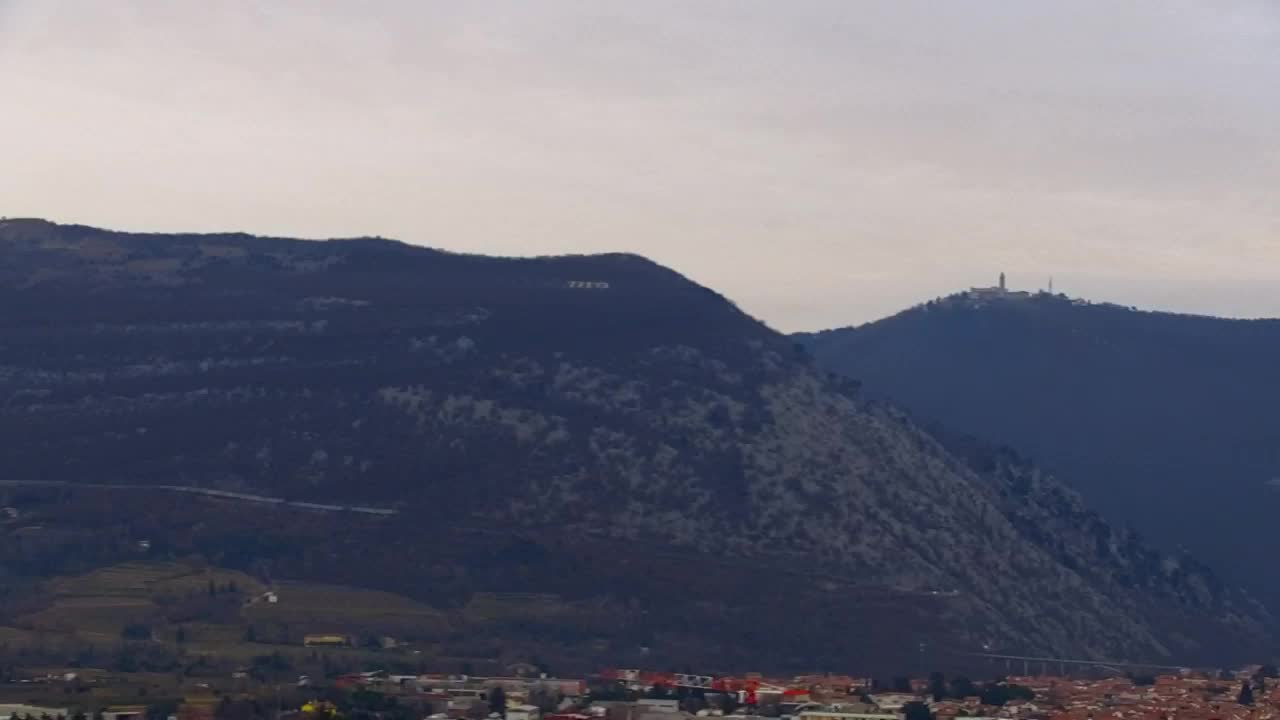 Nova Gorica e Gorizia: Panorama Mozzafiato dal Convento Francescano di Castagnevizza