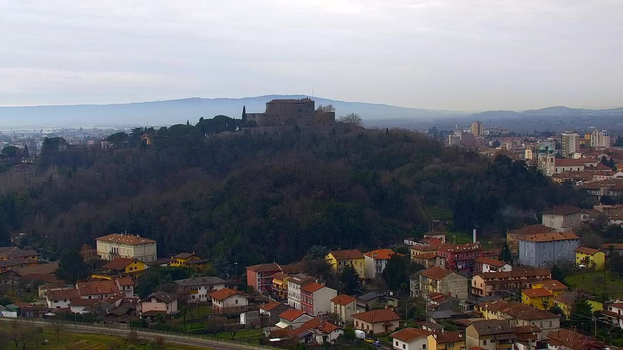 Nova Gorica e Gorizia: Panorama Mozzafiato dal Convento Francescano di Castagnevizza