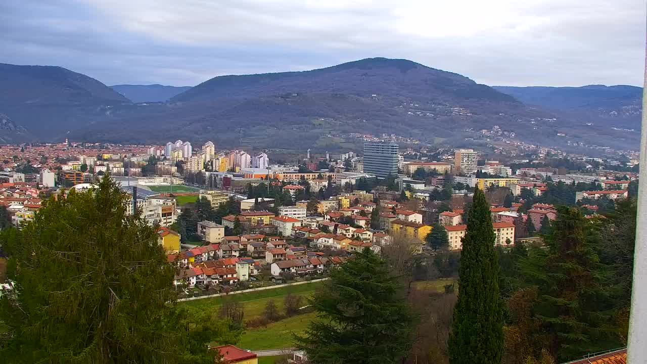 Nova Gorica i Gorica: Prekrasan Pogled iz Franjevačkog Samostana Kostanjevica