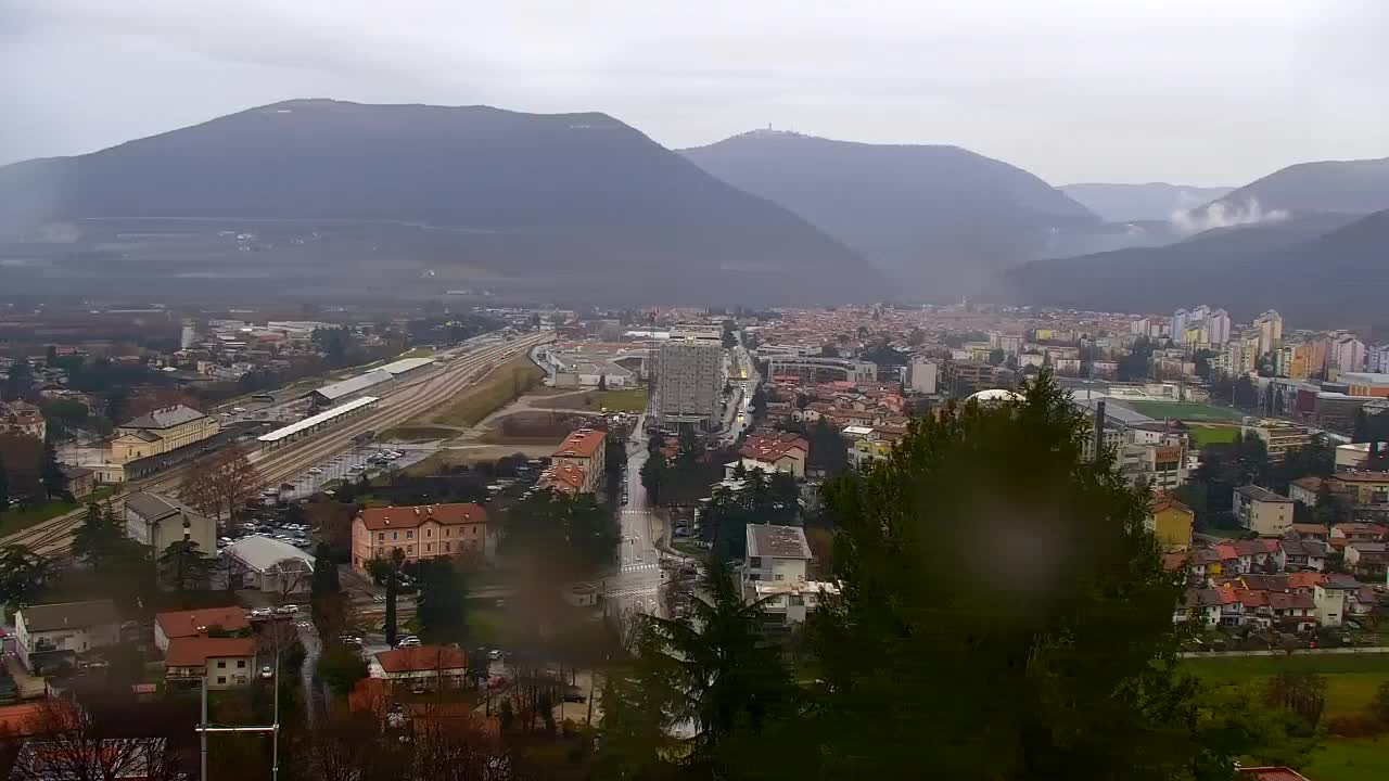 Nova Gorica und Görz: Atemberaubende Aussicht vom Franziskanerkloster Kostanjevica