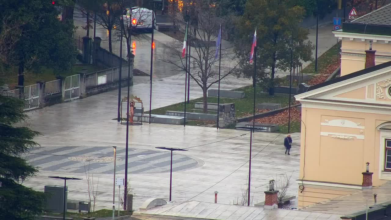 Nova Gorica e Gorizia: Panorama Mozzafiato dal Convento Francescano di Castagnevizza
