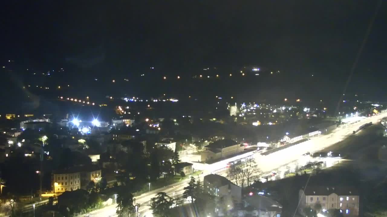 Nova Gorica e Gorizia: Panorama Mozzafiato dal Convento Francescano di Castagnevizza