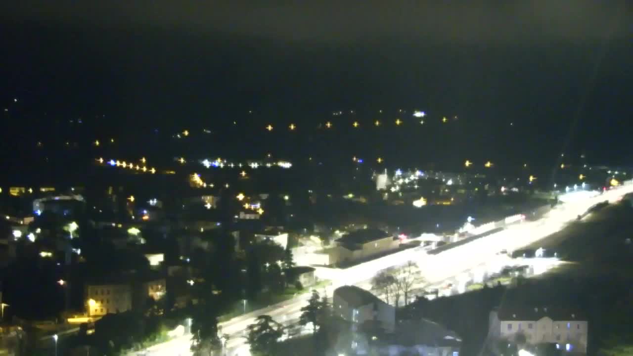 Nova Gorica y Gorizia: Impresionantes Vistas desde el Monasterio Franciscano de Kostanjevica