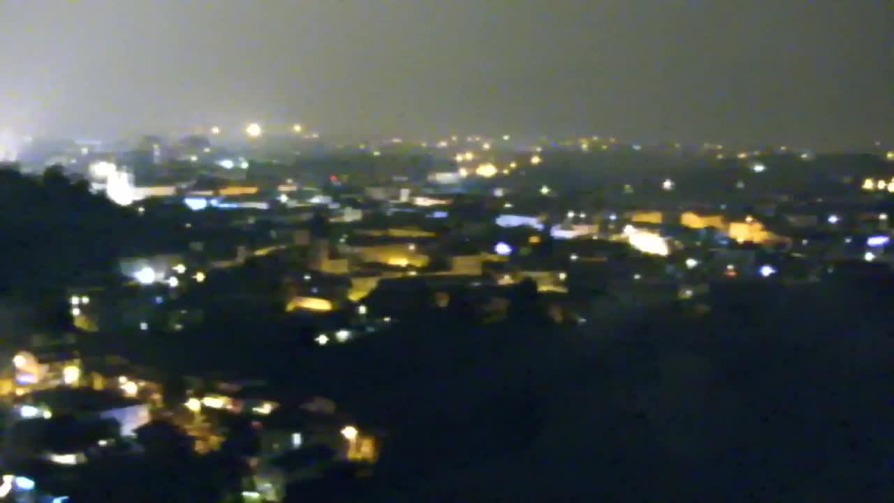 Nova Gorica e Gorizia: Panorama Mozzafiato dal Convento Francescano di Castagnevizza