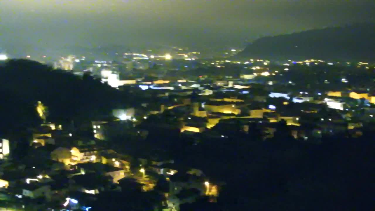 Nova Gorica i Gorica: Prekrasan Pogled iz Franjevačkog Samostana Kostanjevica