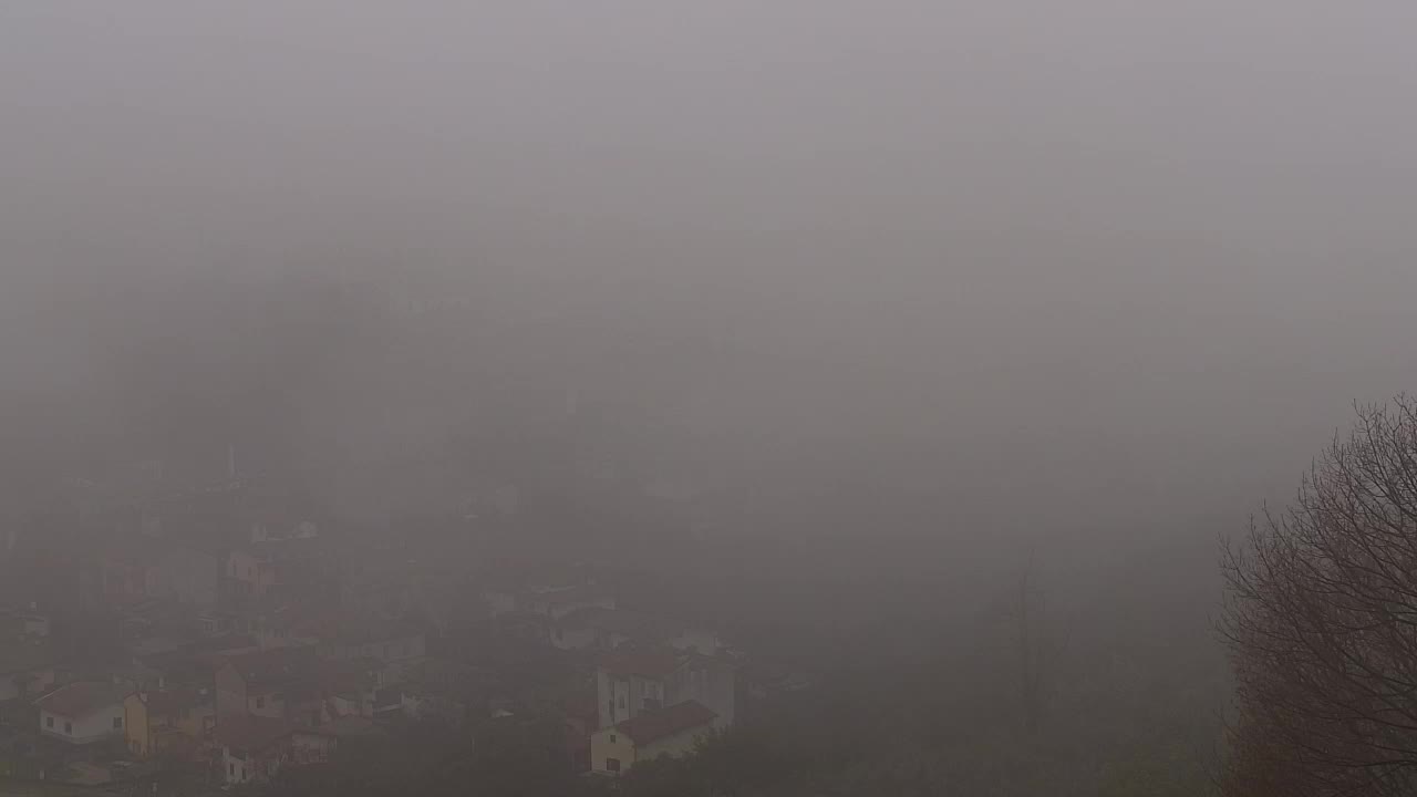 Nova Gorica e Gorizia: Panorama Mozzafiato dal Convento Francescano di Castagnevizza