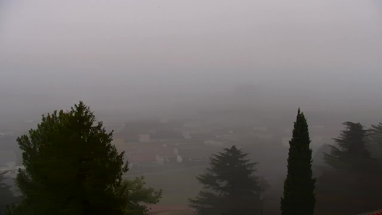 Nova Gorica e Gorizia: Panorama Mozzafiato dal Convento Francescano di Castagnevizza
