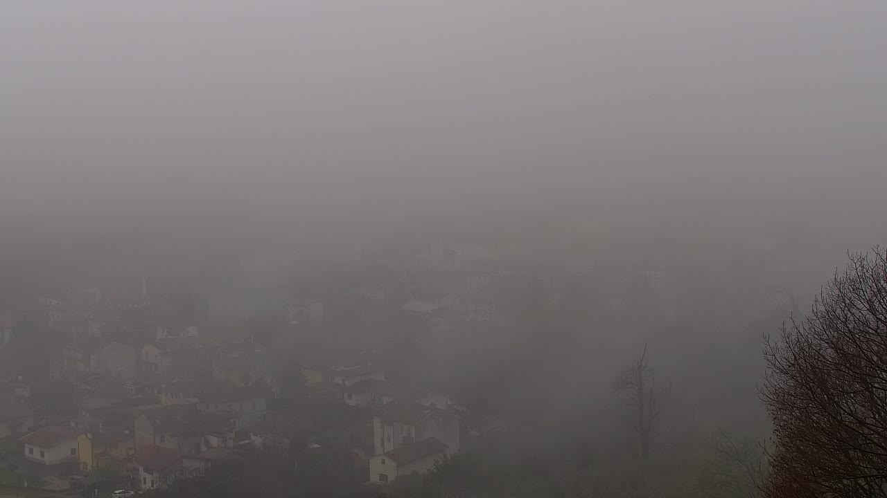 Nova Gorica e Gorizia: Panorama Mozzafiato dal Convento Francescano di Castagnevizza