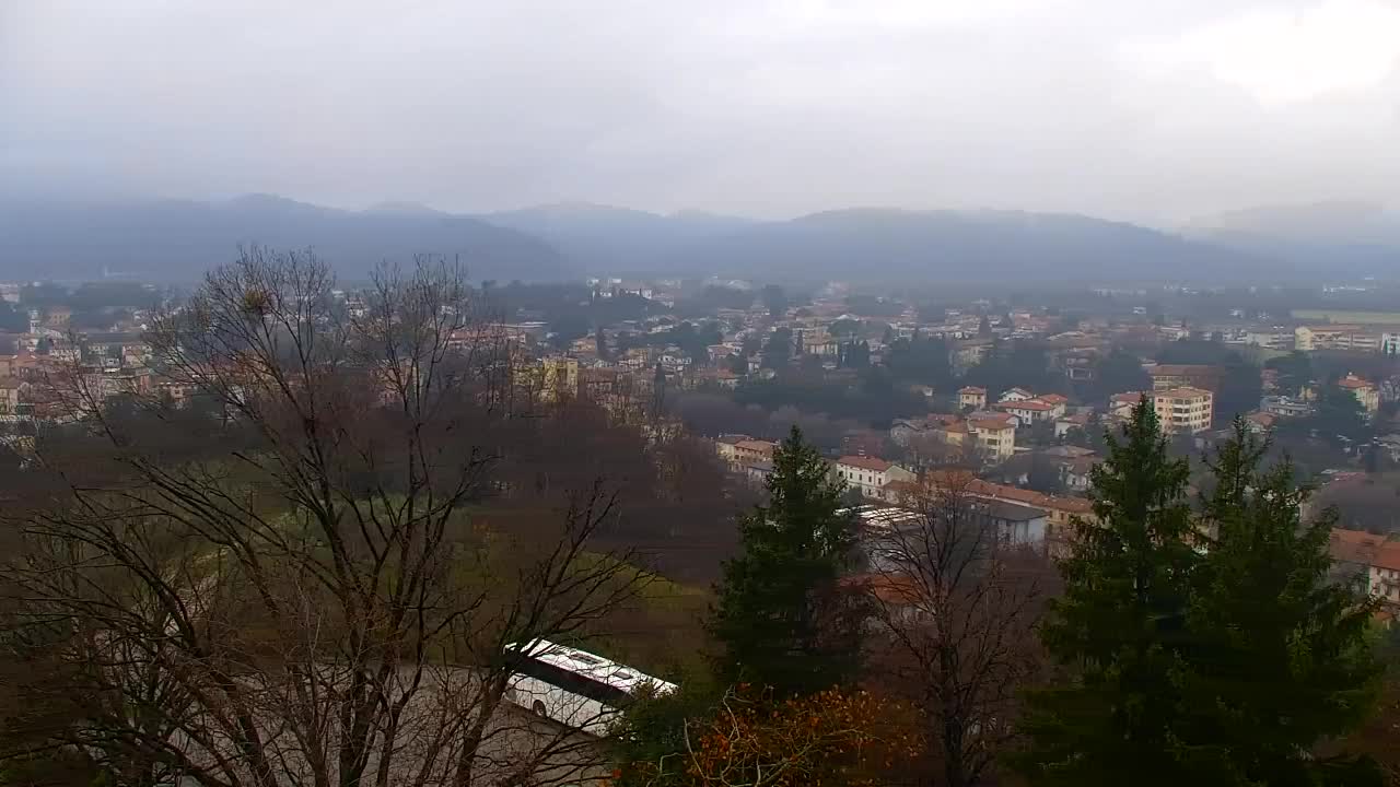 Nova Gorica und Görz: Atemberaubende Aussicht vom Franziskanerkloster Kostanjevica