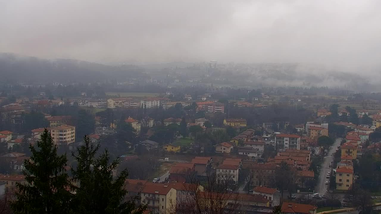 Nova Gorica y Gorizia: Impresionantes Vistas desde el Monasterio Franciscano de Kostanjevica
