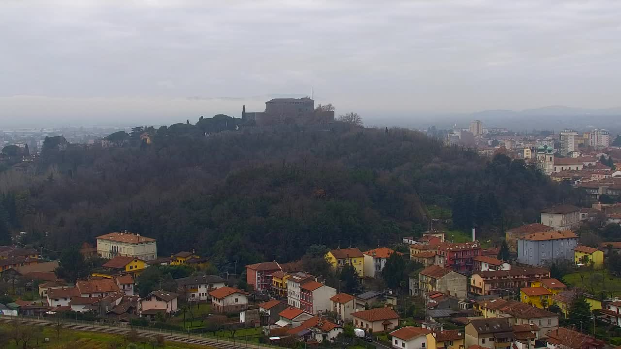 Nova Gorica e Gorizia: Panorama Mozzafiato dal Convento Francescano di Castagnevizza