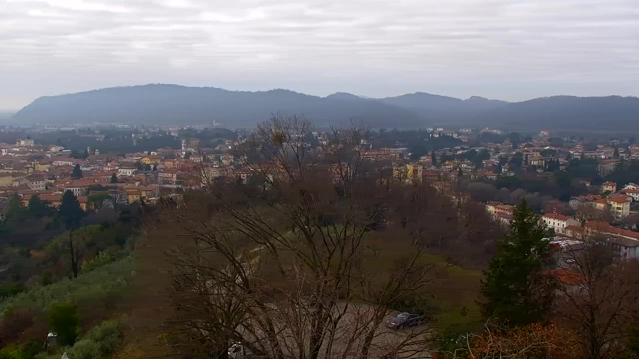 Nova Gorica y Gorizia: Impresionantes Vistas desde el Monasterio Franciscano de Kostanjevica