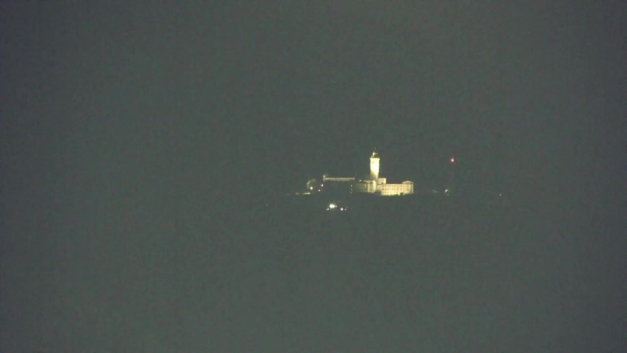 Nova Gorica e Gorizia: Panorama Mozzafiato dal Convento Francescano di Castagnevizza