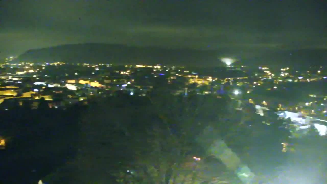 Nova Gorica i Gorica: Prekrasan Pogled iz Franjevačkog Samostana Kostanjevica