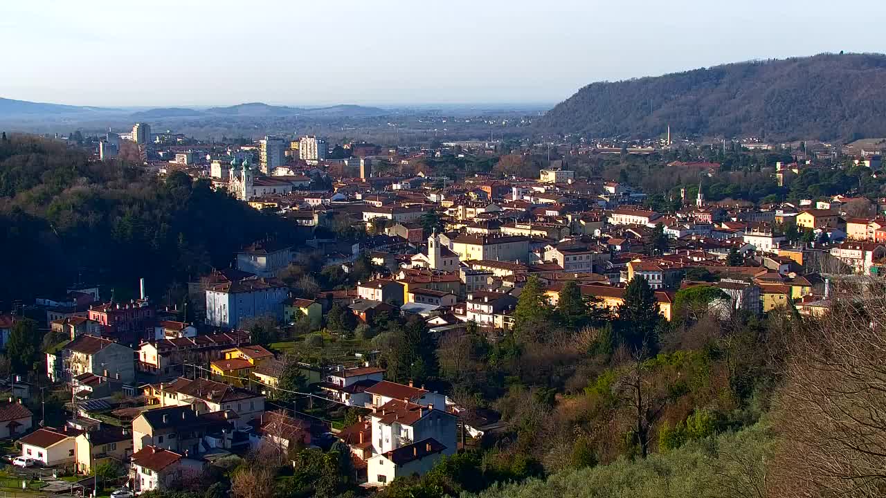 Nova Gorica y Gorizia: Impresionantes Vistas desde el Monasterio Franciscano de Kostanjevica
