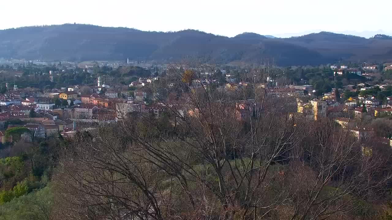 Nova Gorica i Gorica: Prekrasan Pogled iz Franjevačkog Samostana Kostanjevica