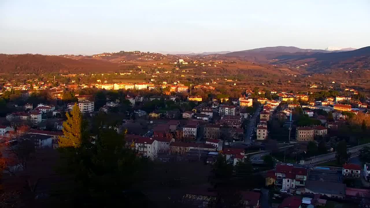 Nova Gorica in Gorica: Čudovit Razgled iz Frančiškanskega Samostana Kostanjevica