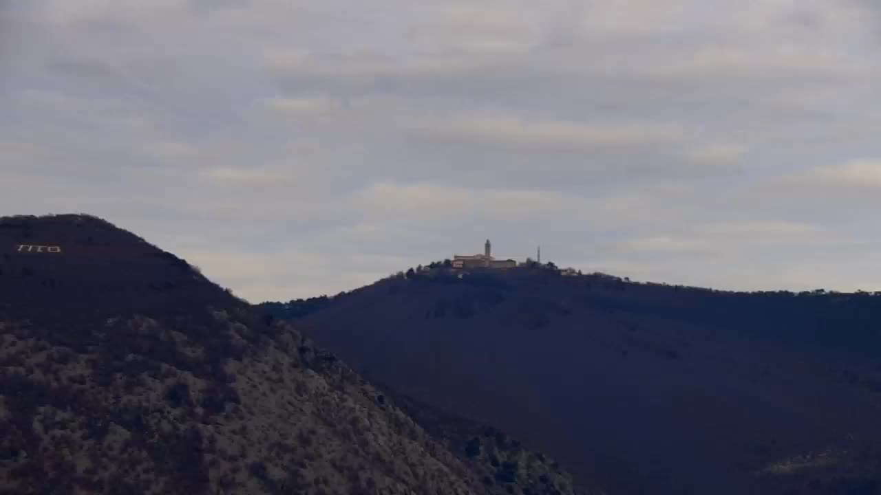 Nova Gorica i Gorica: Prekrasan Pogled iz Franjevačkog Samostana Kostanjevica