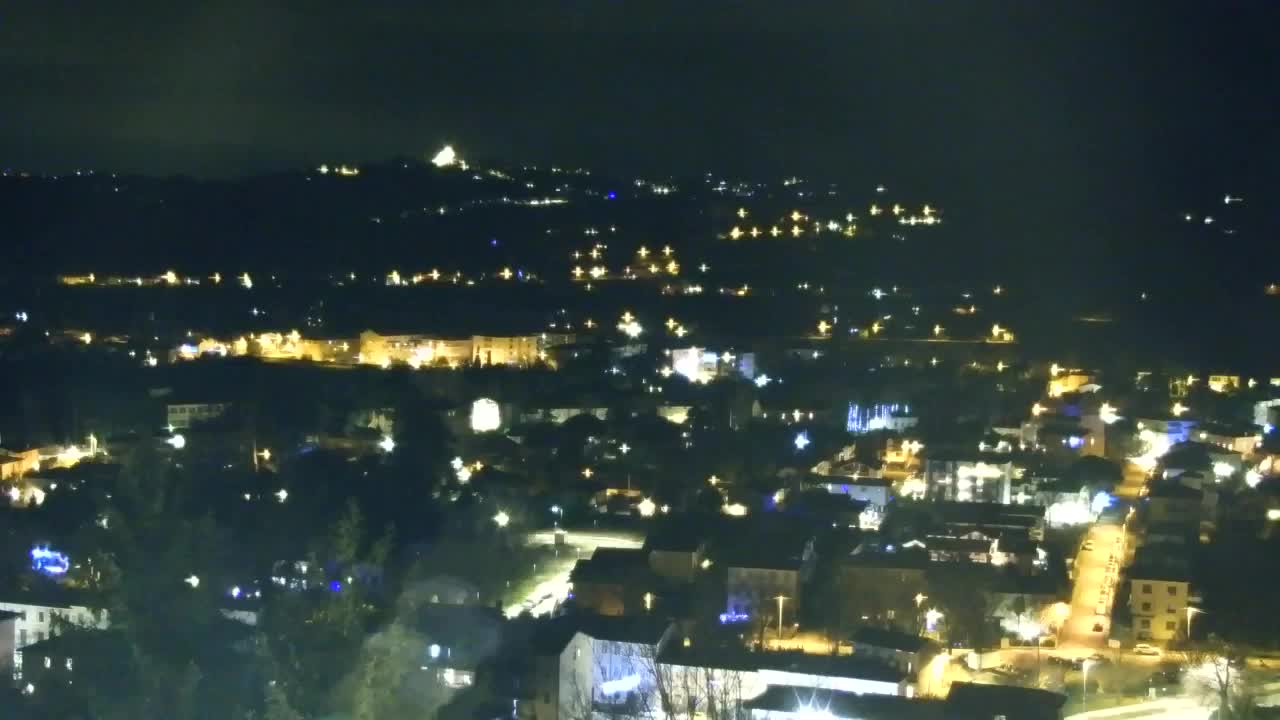 Nova Gorica e Gorizia: Panorama Mozzafiato dal Convento Francescano di Castagnevizza