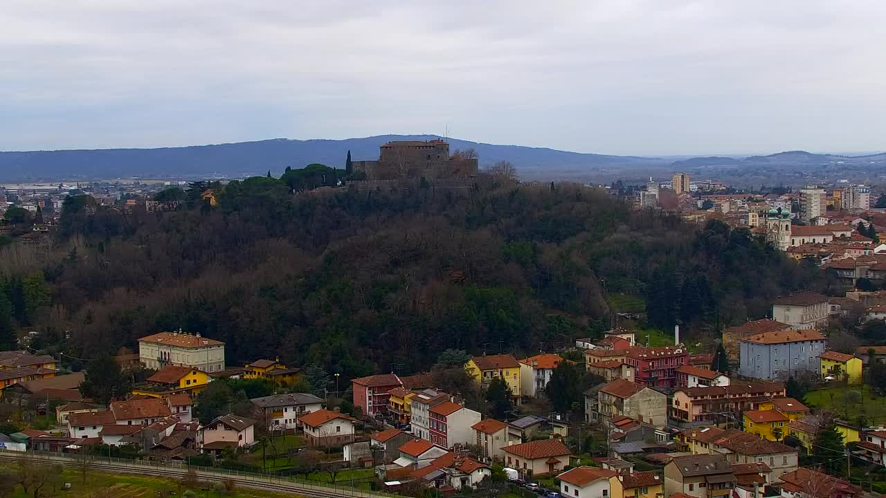 Nova Gorica i Gorica: Prekrasan Pogled iz Franjevačkog Samostana Kostanjevica