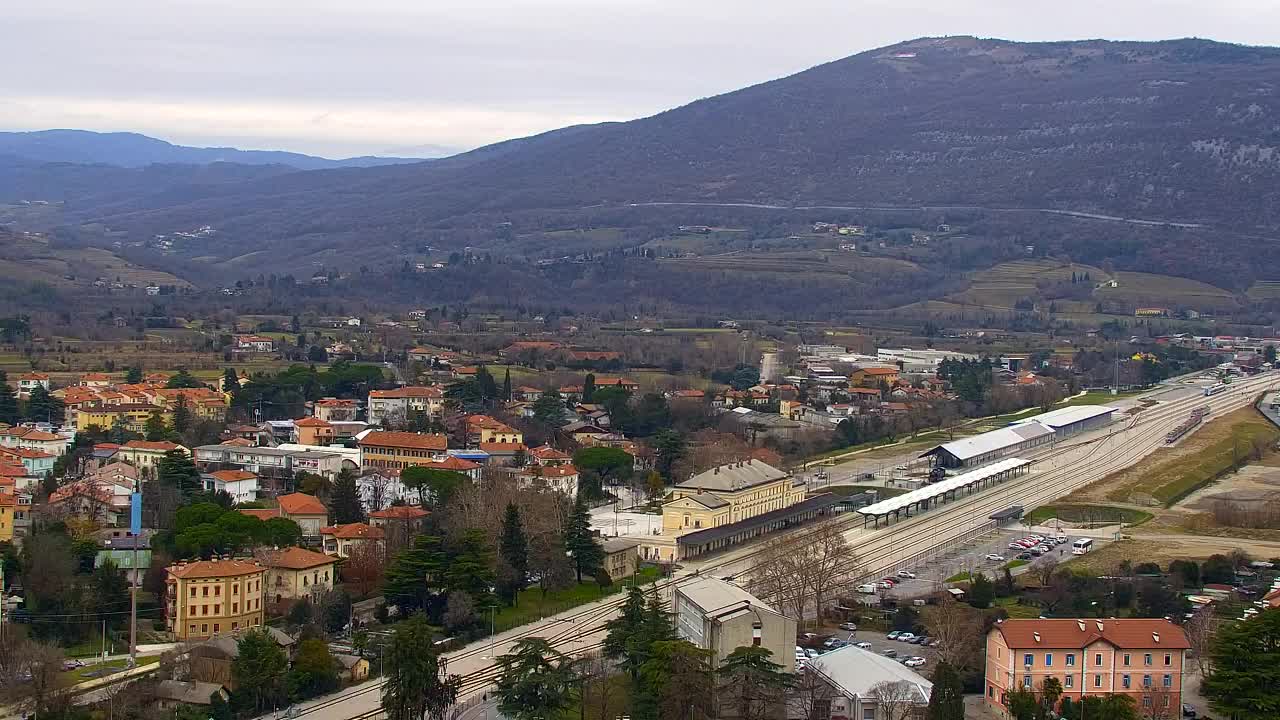 Nova Gorica i Gorica: Prekrasan Pogled iz Franjevačkog Samostana Kostanjevica