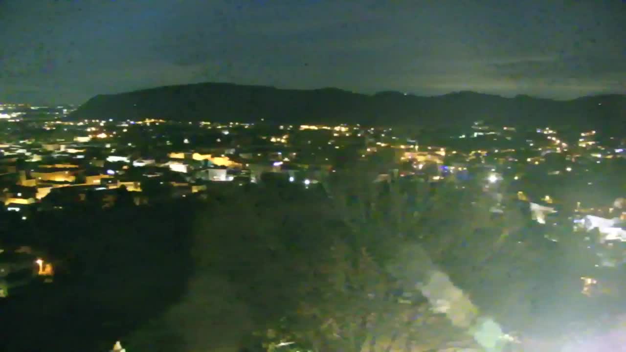 Nova Gorica e Gorizia: Panorama Mozzafiato dal Convento Francescano di Castagnevizza