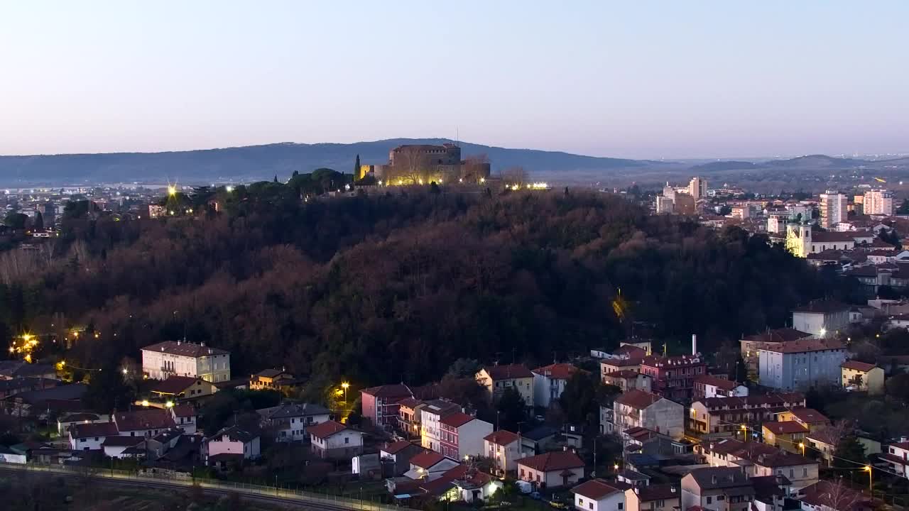 Nova Gorica in Gorica: Čudovit Razgled iz Frančiškanskega Samostana Kostanjevica