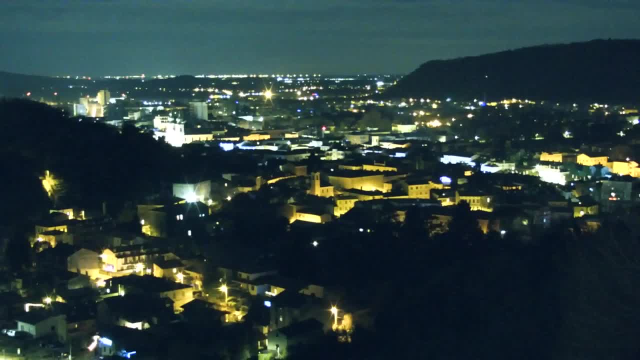Nova Gorica e Gorizia: Panorama Mozzafiato dal Convento Francescano di Castagnevizza