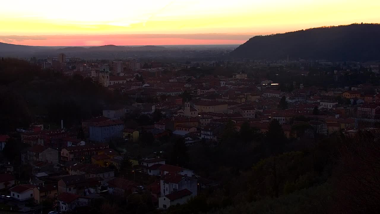 Nova Gorica et Gorizia : Vue Imprenable depuis le Monastère Franciscain de Kostanjevica