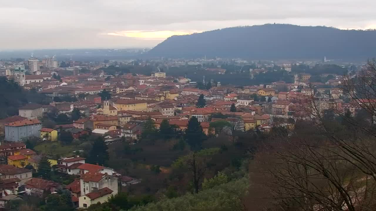 Nova Gorica et Gorizia : Vue Imprenable depuis le Monastère Franciscain de Kostanjevica