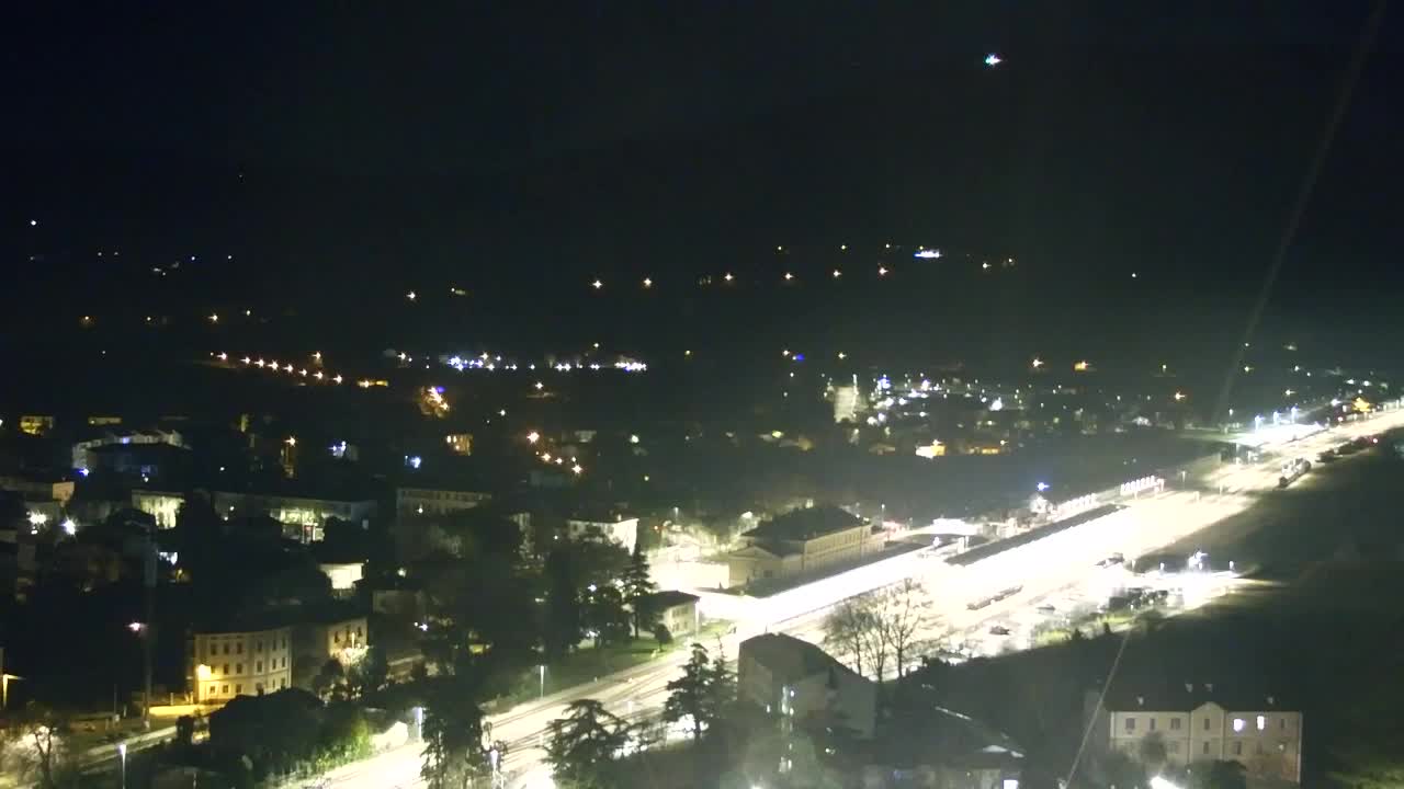 Nova Gorica e Gorizia: Panorama Mozzafiato dal Convento Francescano di Castagnevizza