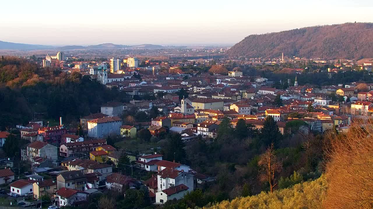 Nova Gorica und Görz: Atemberaubende Aussicht vom Franziskanerkloster Kostanjevica