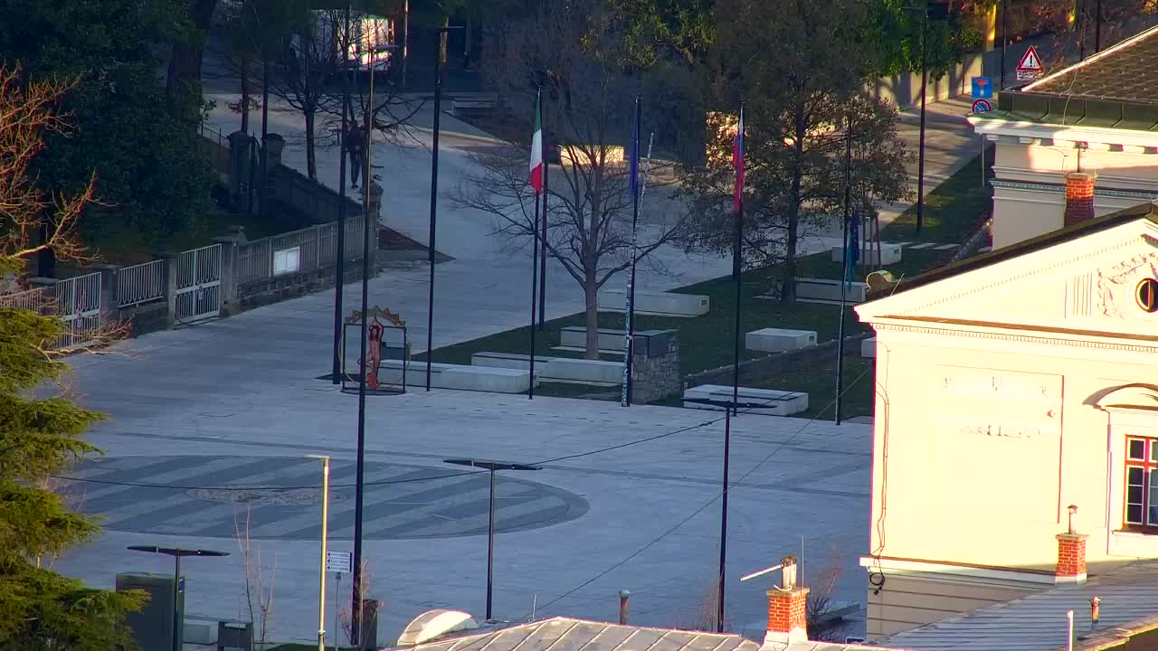 Nova Gorica e Gorizia: Panorama Mozzafiato dal Convento Francescano di Castagnevizza