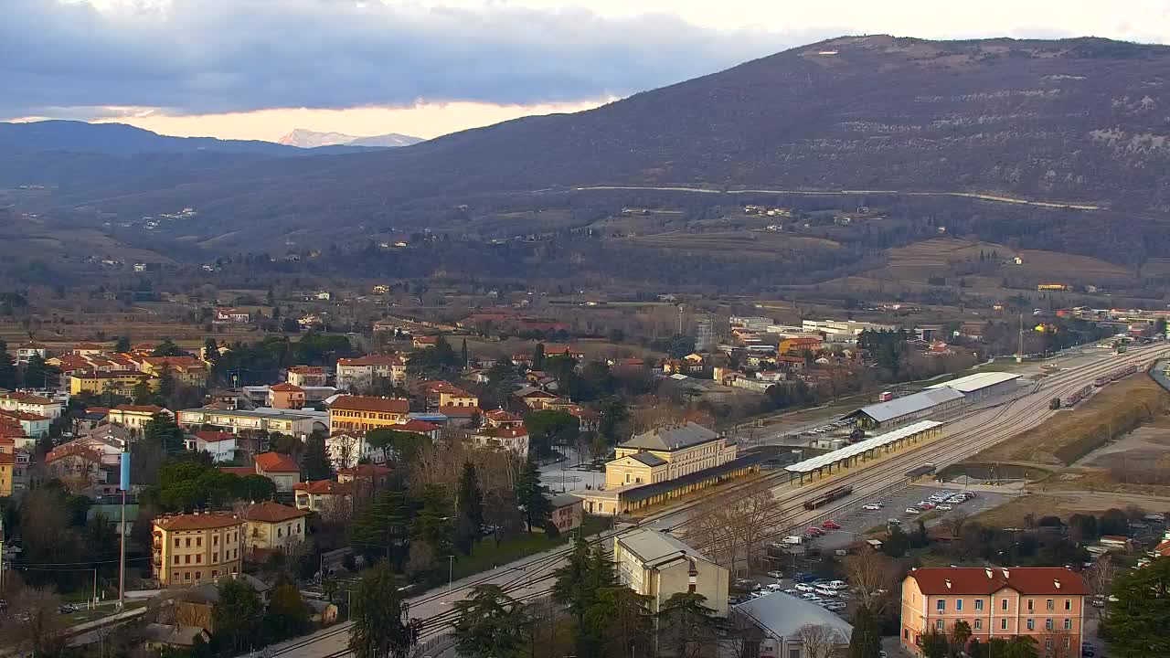 Nova Gorica y Gorizia: Impresionantes Vistas desde el Monasterio Franciscano de Kostanjevica
