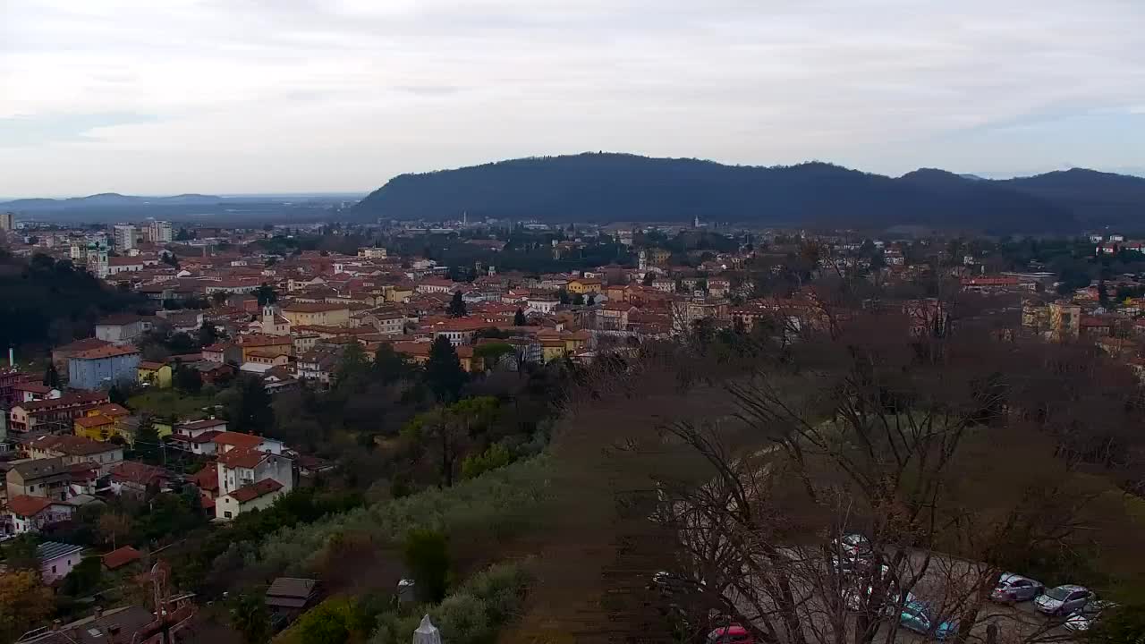 Nova Gorica y Gorizia: Impresionantes Vistas desde el Monasterio Franciscano de Kostanjevica